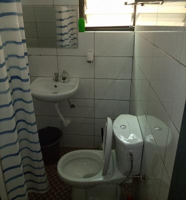 Meublé Nickel de 2 Chambres Salon WCD cuisine internes terrasse et Garage à Lomé Avédji. IPC-MDUBLÉ